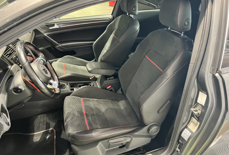 Volkswagen Golf 245CH GTI 3P PERFORMANCE DSG7