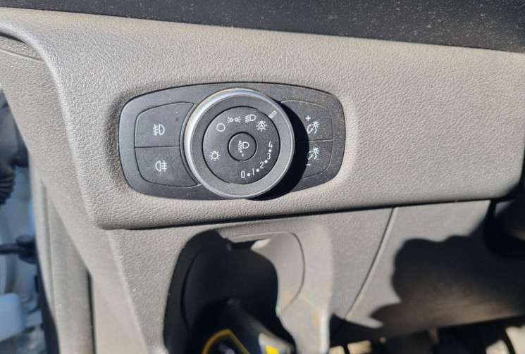 Ford TRANSIT CUSTOM FG 300 L2H1 2.0 EcoBlue 130 Hybrid Ambiente