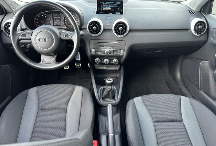 Audi A1 II 1.0 TFSI 95 ch ULTRA METROPOLITAN - TOIT OUVRANT - FEUX LED