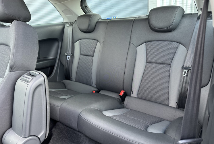 Audi A1 II 1.0 TFSI 95 ch ULTRA METROPOLITAN - TOIT OUVRANT - FEUX LED