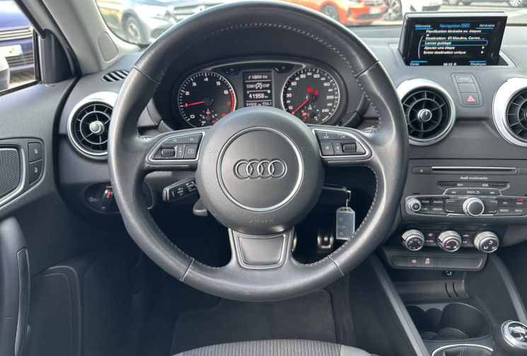 Audi A1 II 1.0 TFSI 95 ch ULTRA METROPOLITAN - TOIT OUVRANT - FEUX LED