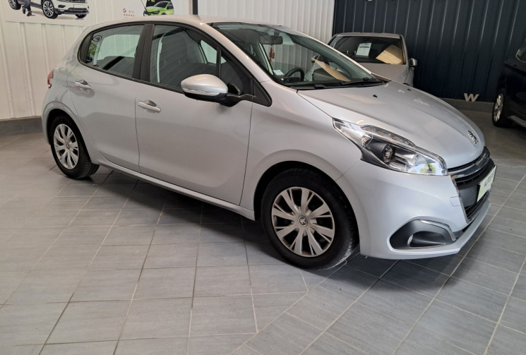 Peugeot 208 Phase 2 1.2 VTi 12V 82 CV ACTIVE  / TBE / distribution neuve / GARANTIE