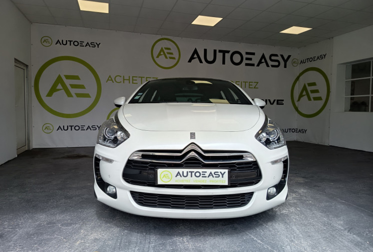 Citroën DS5 1.6 HDI 115CV FINTION SPORT CHIC ENTRETIEN CONCESSION 1ERE MAIN 