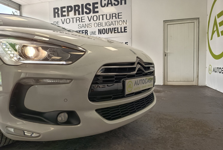 Citroën DS5 1.6 HDI 115CV FINTION SPORT CHIC ENTRETIEN CONCESSION 1ERE MAIN 