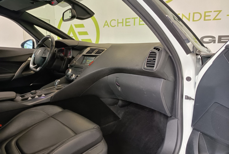 Citroën DS5 1.6 HDI 115CV FINTION SPORT CHIC ENTRETIEN CONCESSION 1ERE MAIN 