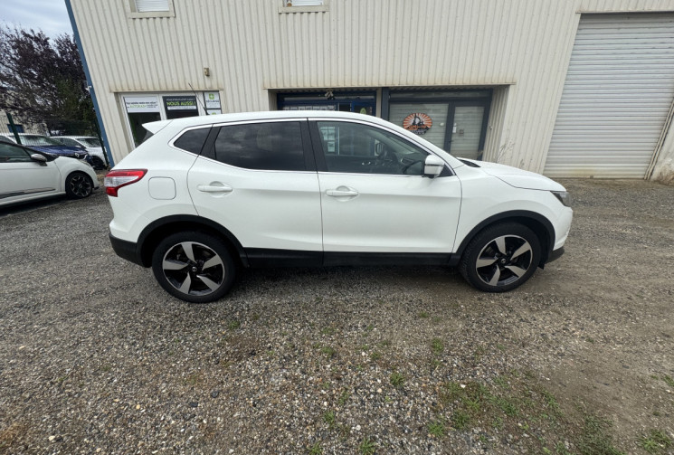 Nissan Qashqai  1.2L DIG-T 115ch N-Connecta 