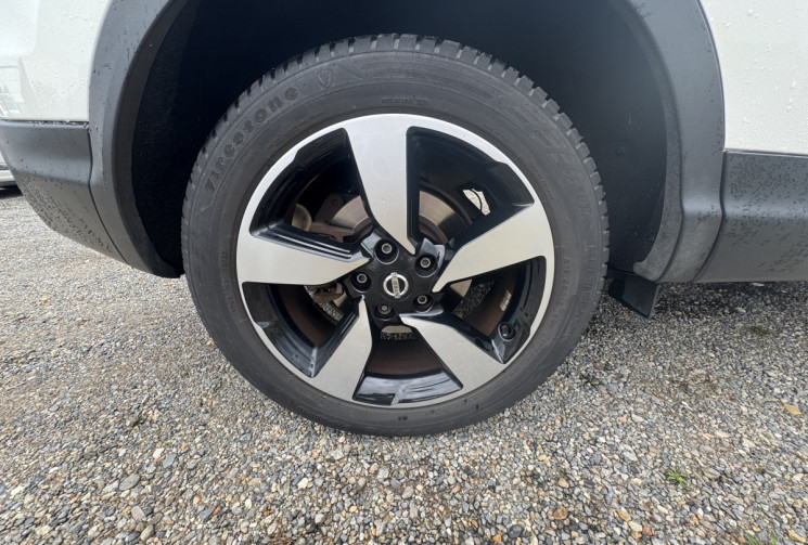 Nissan Qashqai  1.2L DIG-T 115ch N-Connecta 