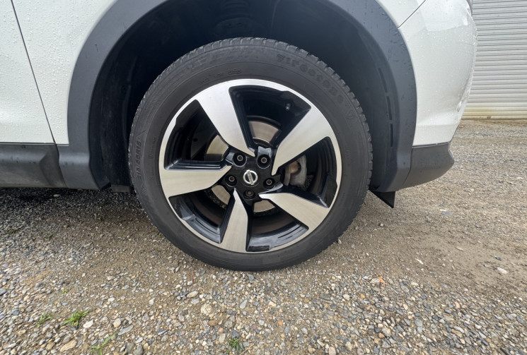 Nissan Qashqai  1.2L DIG-T 115ch N-Connecta 