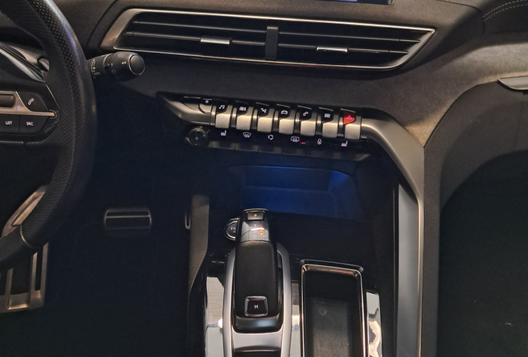 Peugeot 3008 2.0 BLUEHDI 180 GT S&S EAT6 - TBE - CAM 360 HIFI FOCAL - ENTR DISTRI OK - GARANTIE 
