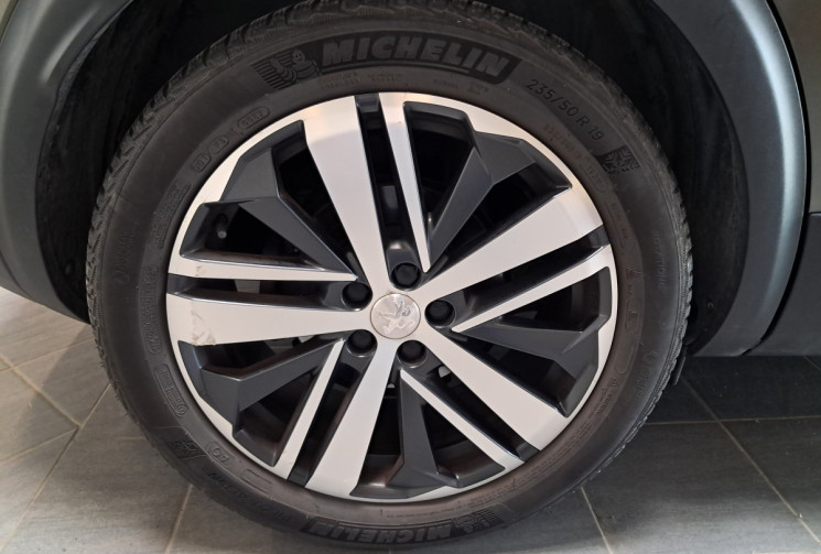 Peugeot 3008 2.0 BLUEHDI 180 GT S&S EAT6 - TBE - CAM 360 HIFI FOCAL - ENTR DISTRI OK - GARANTIE 