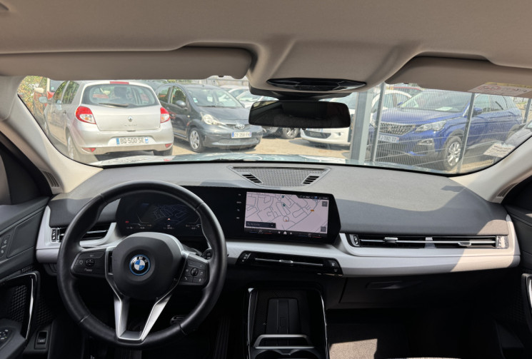 BMW iX2 EDRIVE 20 / PACK PREMIUM 