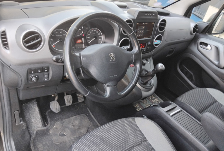 Peugeot PARTNER TEPEE  1.2 110CH  PureTech Outdoor S&S - Première Main -Suivi Complet 