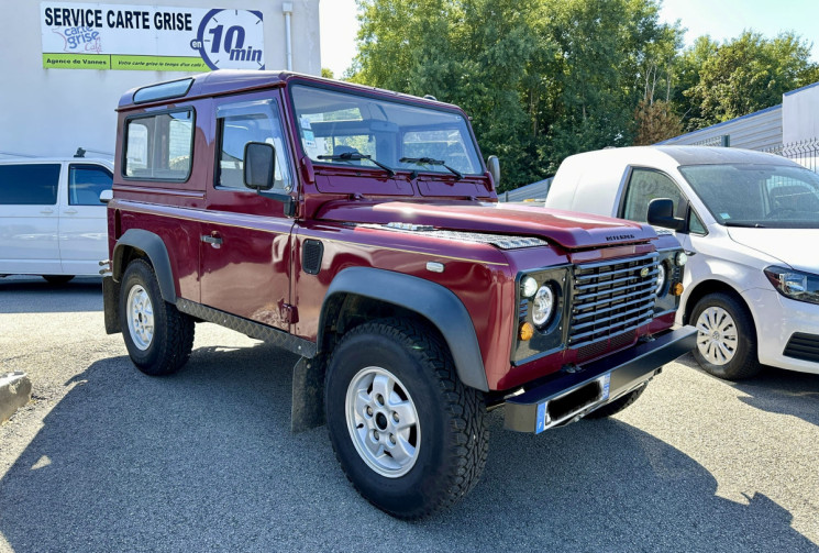Land-Rover Defender I 90 2.5 TD5 122CV -- ENTIEREMENT RESTAURÉ - PRET A PARTIR