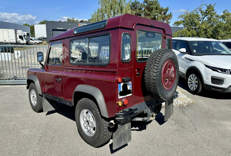 Land-Rover Defender I 90 2.5 TD5 122CV -- ENTIEREMENT RESTAURÉ - PRET A PARTIR