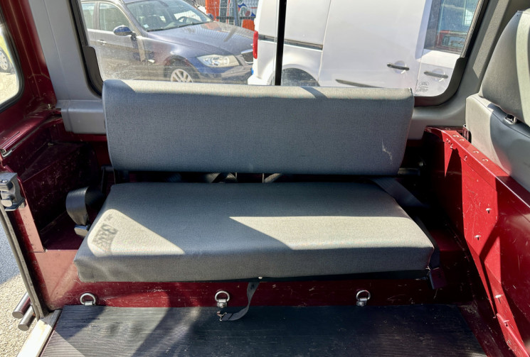 Land-Rover Defender I 90 2.5 TD5 122CV -- ENTIEREMENT RESTAURÉ - PRET A PARTIR