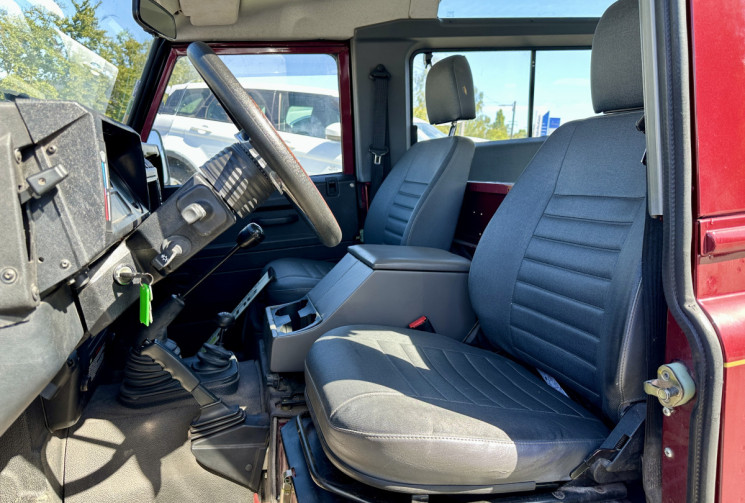 Land-Rover Defender I 90 2.5 TD5 122CV -- ENTIEREMENT RESTAURÉ - PRET A PARTIR