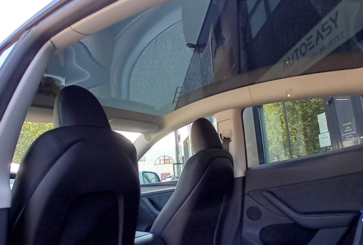 Tesla Model Y Standard RWD 300CH - Première Main