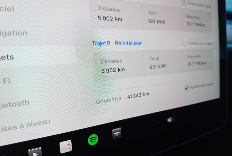 Tesla Model Y Standard RWD 300CH - Première Main
