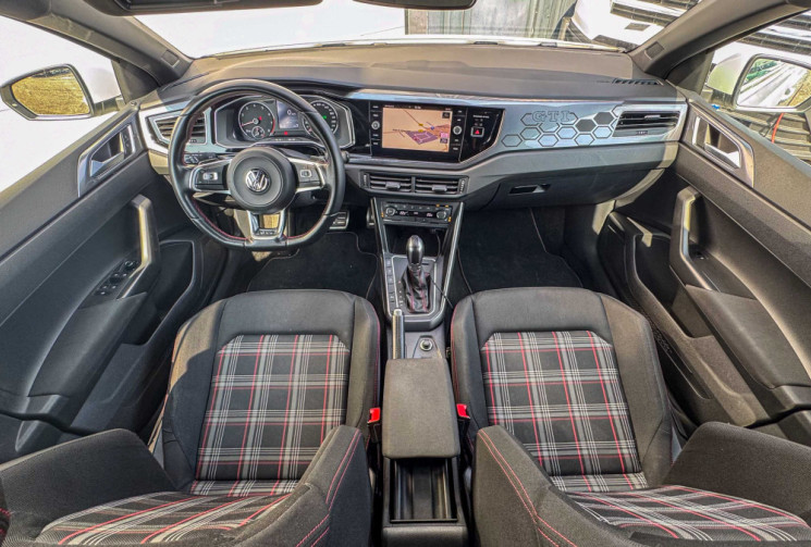 Volkswagen Polo GTI 2.0 TSI 200 DSG 5P CarPlay Camera suivi complet