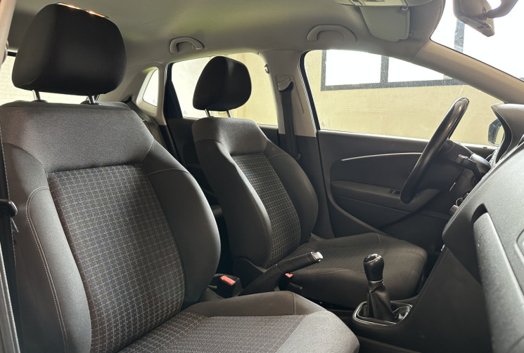 Volkswagen Polo Confortline1.4 TDI 90ch BlueMotion 