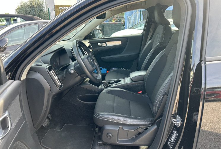Volvo XC40 D3 150 Ch MOMENTUM GEARTRONIC 8 * CARPLAY * GPS * CAMERA DE RECUL