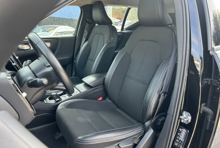 Volvo XC40 D3 150 Ch MOMENTUM GEARTRONIC 8 * CARPLAY * GPS * CAMERA DE RECUL