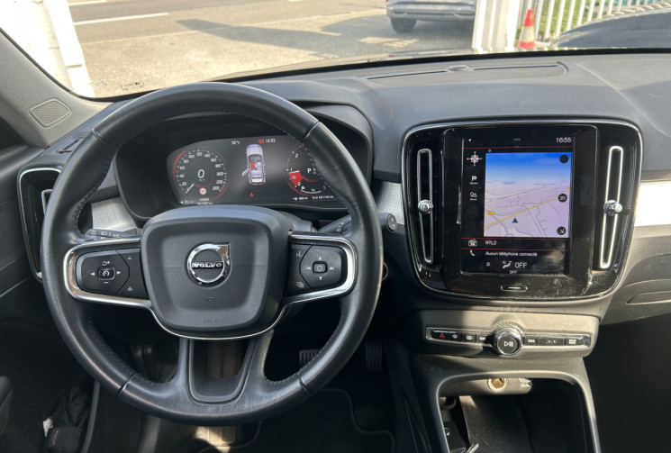 Volvo XC40 D3 150 Ch MOMENTUM GEARTRONIC 8 * CARPLAY * GPS * CAMERA DE RECUL