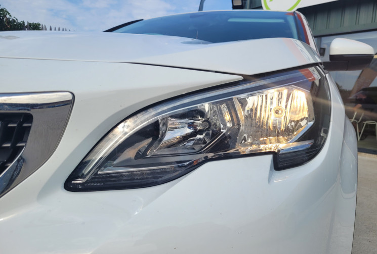 Peugeot 3008 1.2 PURETECH 130 ALLURE S&S