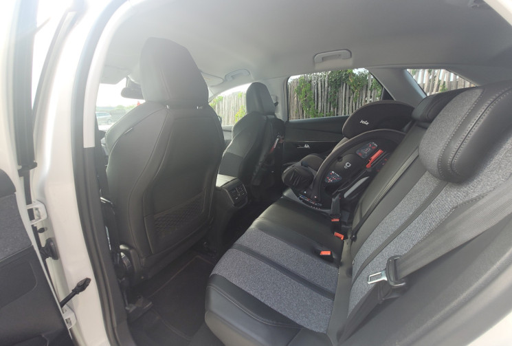 Peugeot 3008 1.2 PURETECH 130 ALLURE S&S