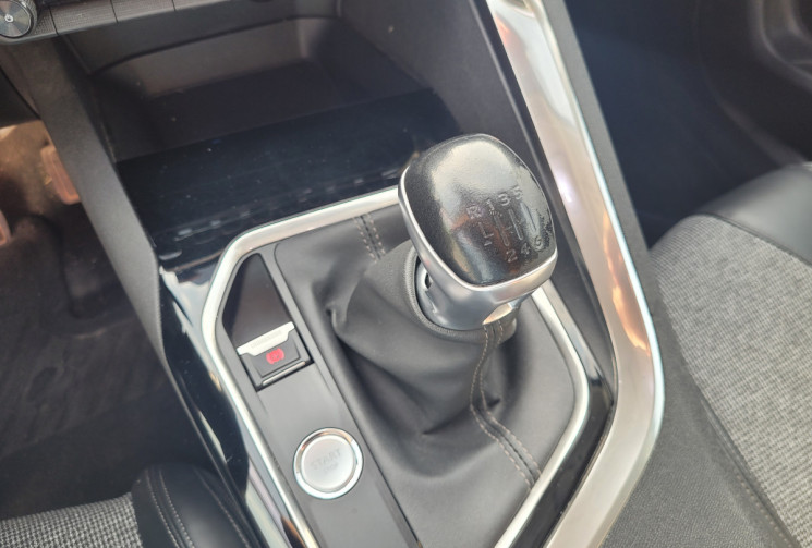 Peugeot 3008 1.2 PURETECH 130 ALLURE S&S