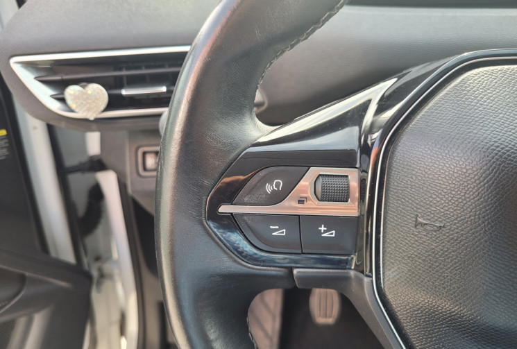 Peugeot 3008 1.2 PURETECH 130 ALLURE S&S