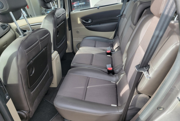 Renault Scénic 1.5 dCi 110 ch FAP Privilège