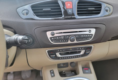 Renault Scénic 1.5 dCi 110 ch FAP Privilège
