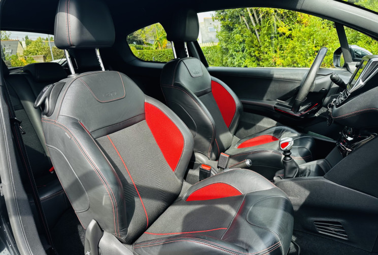 Peugeot 208 1.6 THP 208ch GTI Superbe état