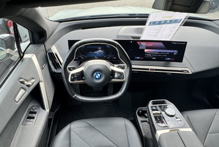 BMW iX 