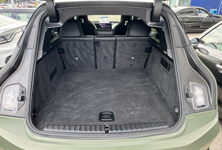 BMW iX 