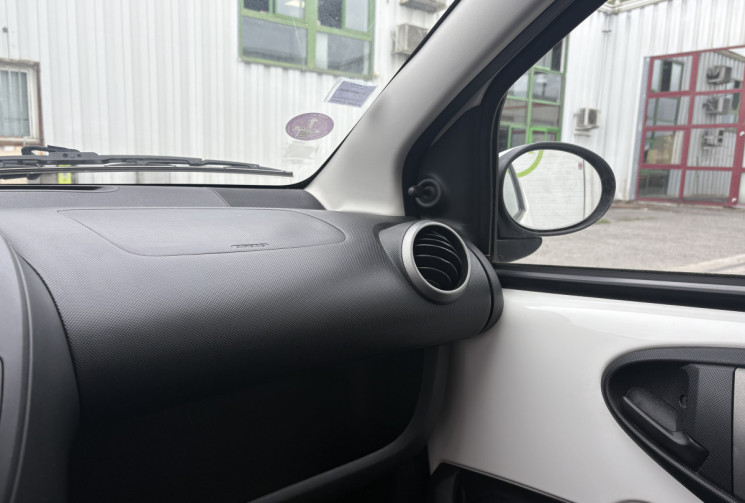 Citroën C1 1.0i 68 cv 2 places * Climatisation * Chaine de Distribution * Roue de secours 