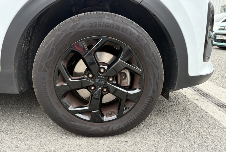 Kia Sportage Black Edition 136 cv 1.6 CRDi Eco-Dynamics+ 4x2 * Carplay * Caméra * Attelage