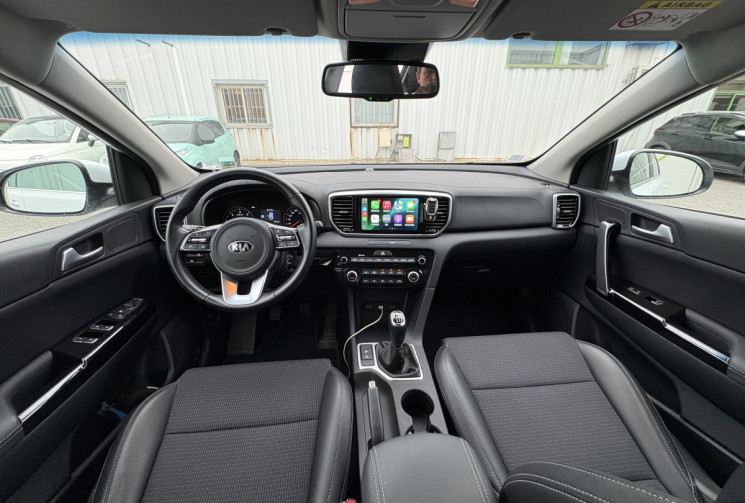 Kia Sportage Black Edition 136 cv 1.6 CRDi Eco-Dynamics+ 4x2 * Carplay * Caméra * Attelage