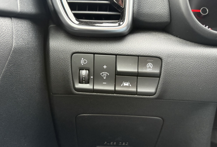 Kia Sportage Black Edition 136 cv 1.6 CRDi Eco-Dynamics+ 4x2 * Carplay * Caméra * Attelage