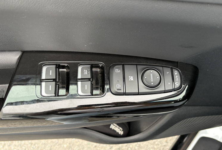 Kia Sportage Black Edition 136 cv 1.6 CRDi Eco-Dynamics+ 4x2 * Carplay * Caméra * Attelage