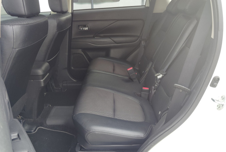 Mitsubishi OUTLANDER PHEV Hybride rechargeable Instyle
