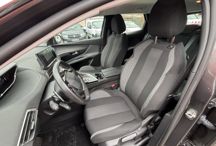 Peugeot 3008 BlueHdi 130 ch / EAT8 / ACTIVE BUSINESS