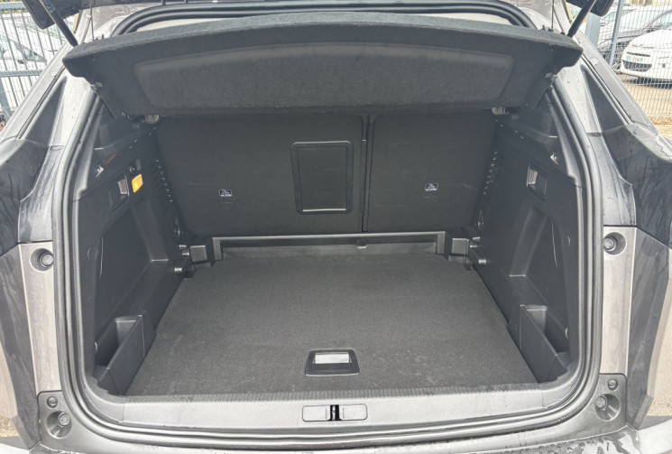 Peugeot 3008 BlueHdi 130 ch / EAT8 / ACTIVE BUSINESS