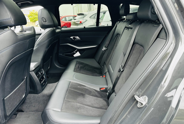 BMW SERIE 3 TOURING (G21) 320dA xDrive 190ch M sport Toit ouvrant pano / Affichage tête haute