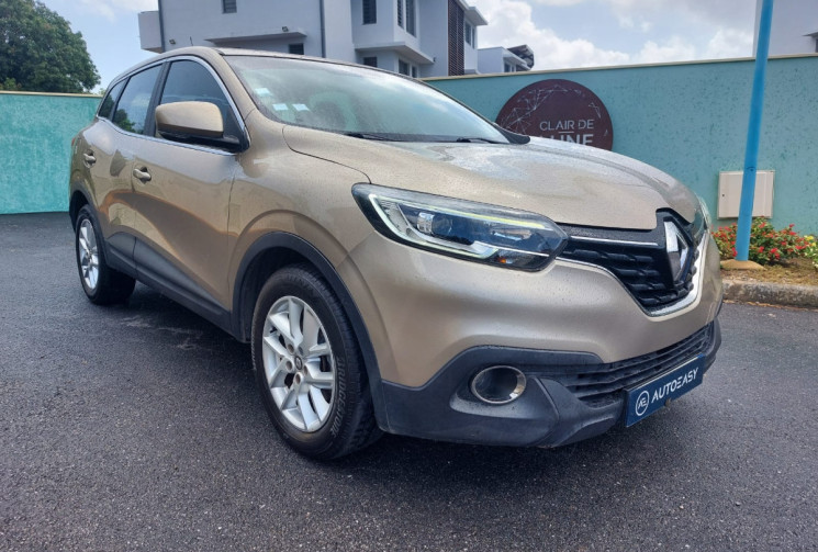 Renault Kadjar 1.5 dCi eco2 FWD 110 cv Business // Très bon état Renault Kadjar 1.5 dCi eco2 FWD 110 cv Business // Très bon état