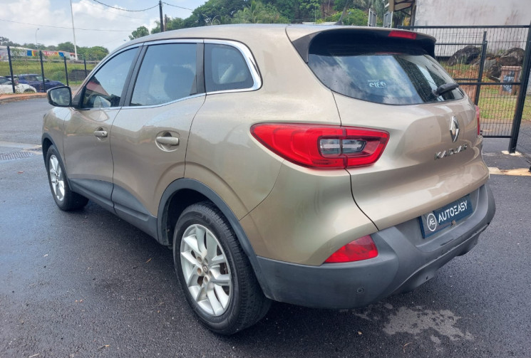 Renault Kadjar 1.5 dCi eco2 FWD 110 cv Business // Très bon état Renault Kadjar 1.5 dCi eco2 FWD 110 cv Business // Très bon état