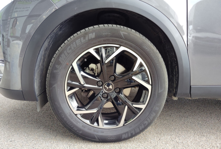 DS DS 3 PureTech 130ch Performance Line EAT8