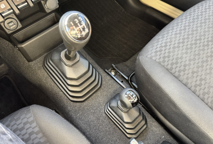 Suzuki Jimny 1.5 VVT PRIVILEGE - EQUIPÉ SUR MESURE - GARANTIE CONSTUCTEUR - TVA RECUPERABLE