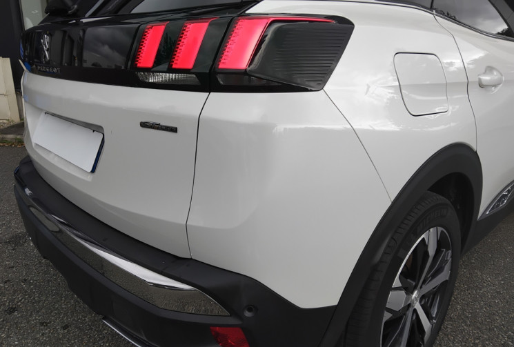 Peugeot 3008 1.5 BlueHDI 130CH GT LINE - Toit Ouvrant - 